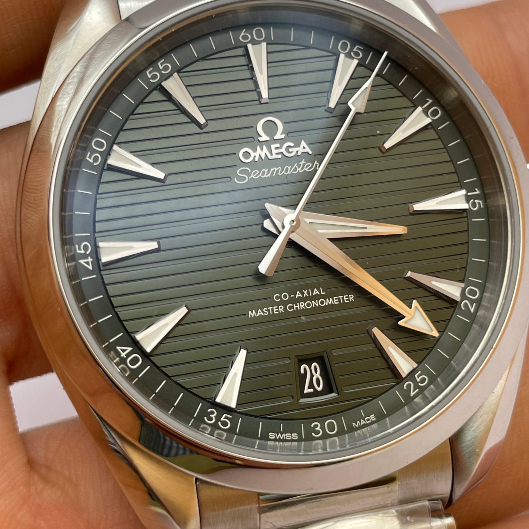 Omega Aqua Terra Seamaster - MANG-LUXURY