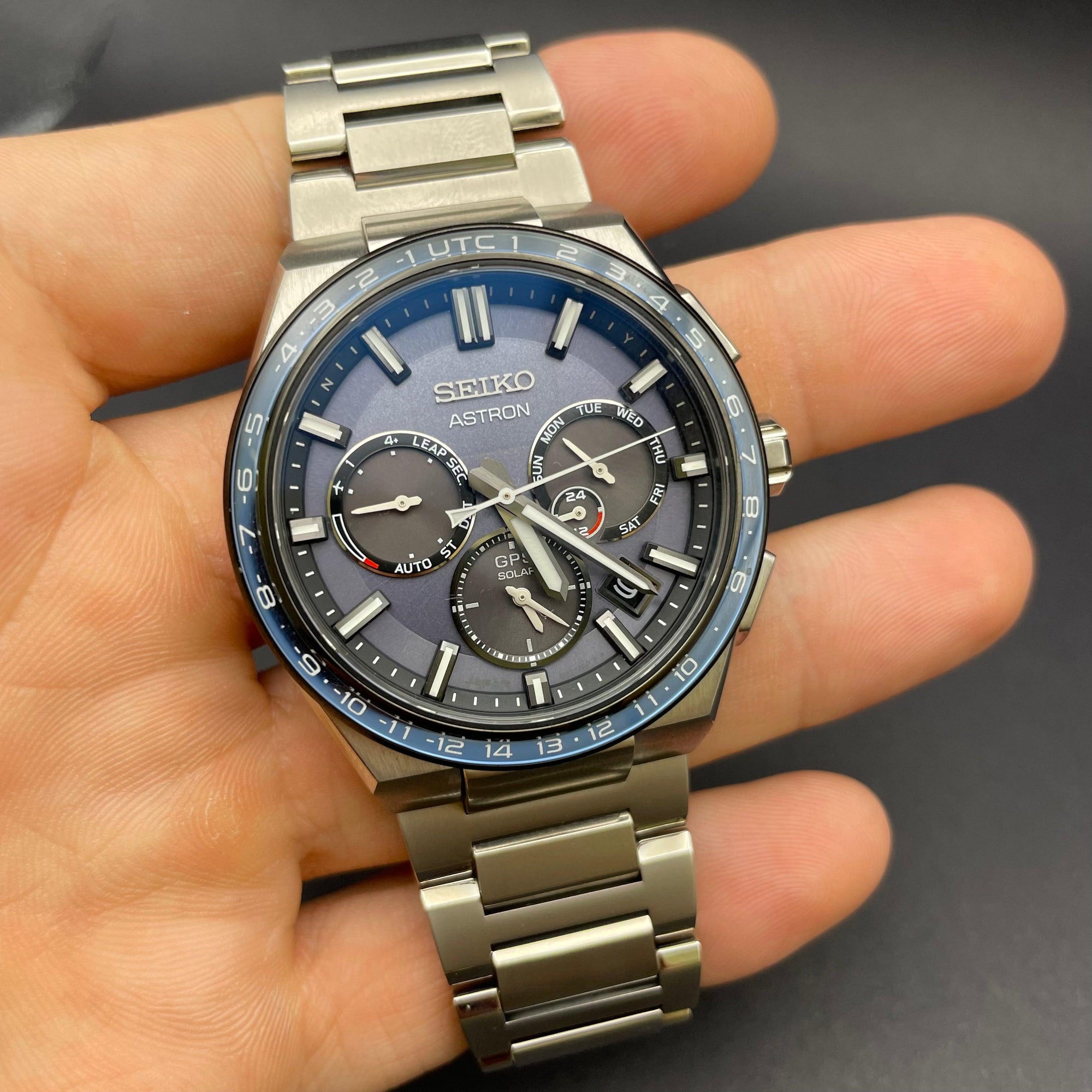 Seiko Astron Blue Dial - MANG-LUXURY