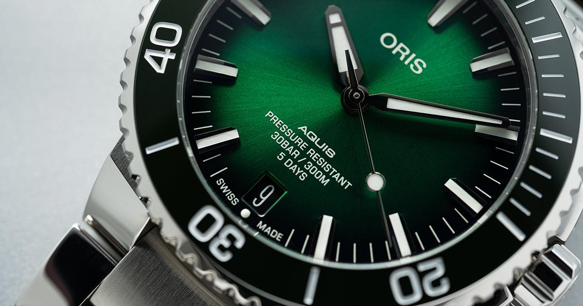 Aquis Date Cal. 400 Green - MANG-LUXURY