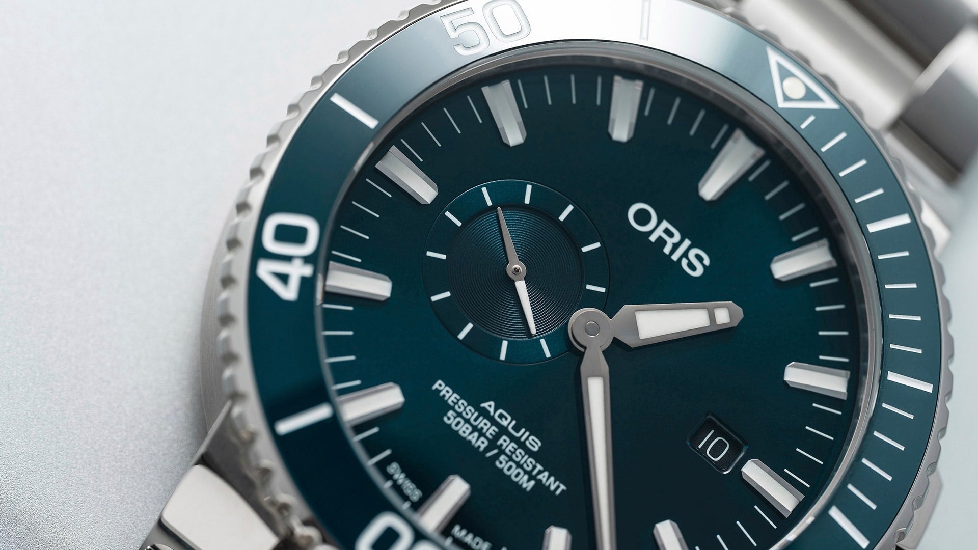 Oris Aquis Small Second Date 0174377334155 - MANG - LUXURY - 01 743 7733 4155 - 07 4 24 69